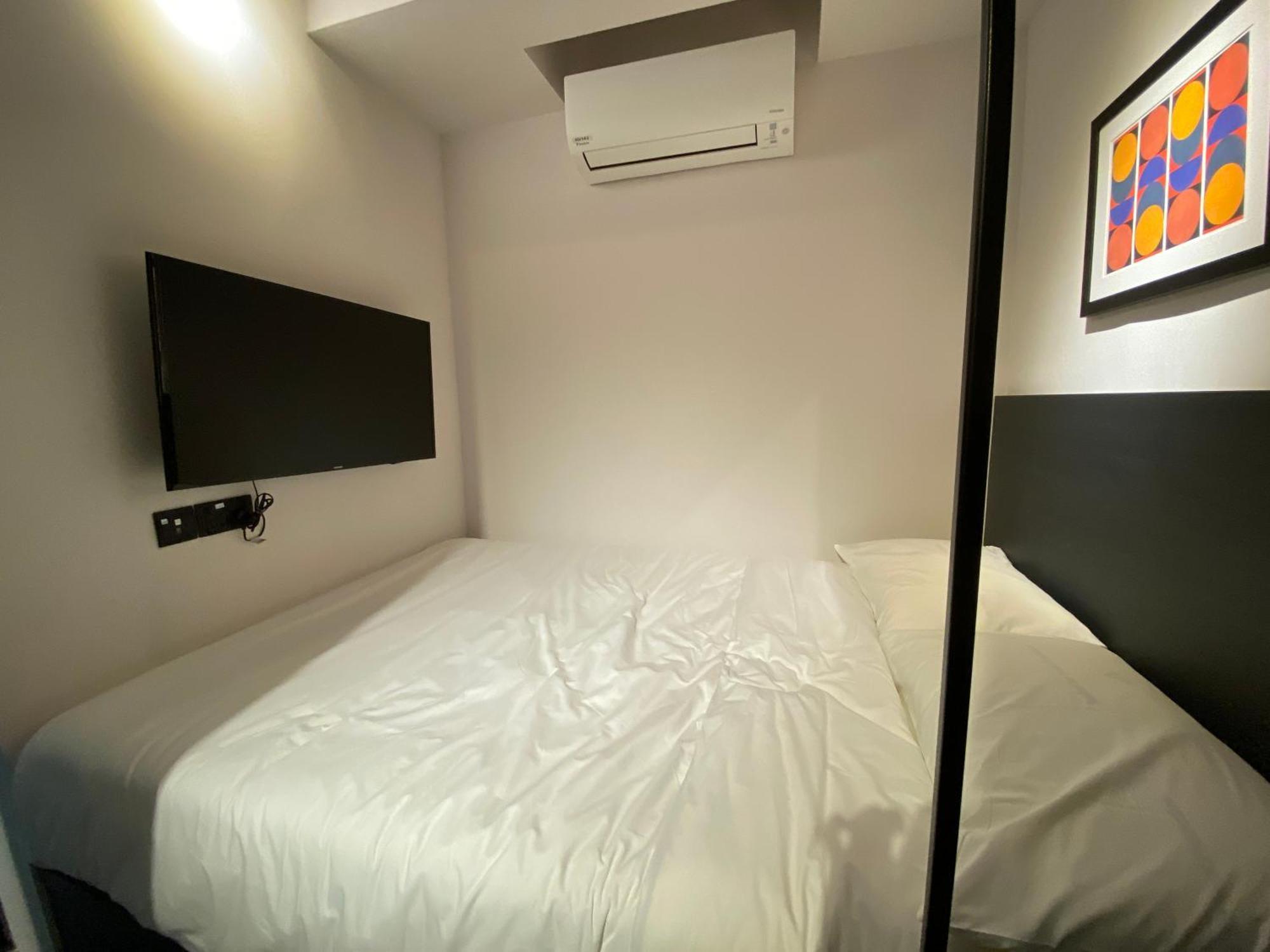 Apartment Base Residences Gemmil Lane Singapur